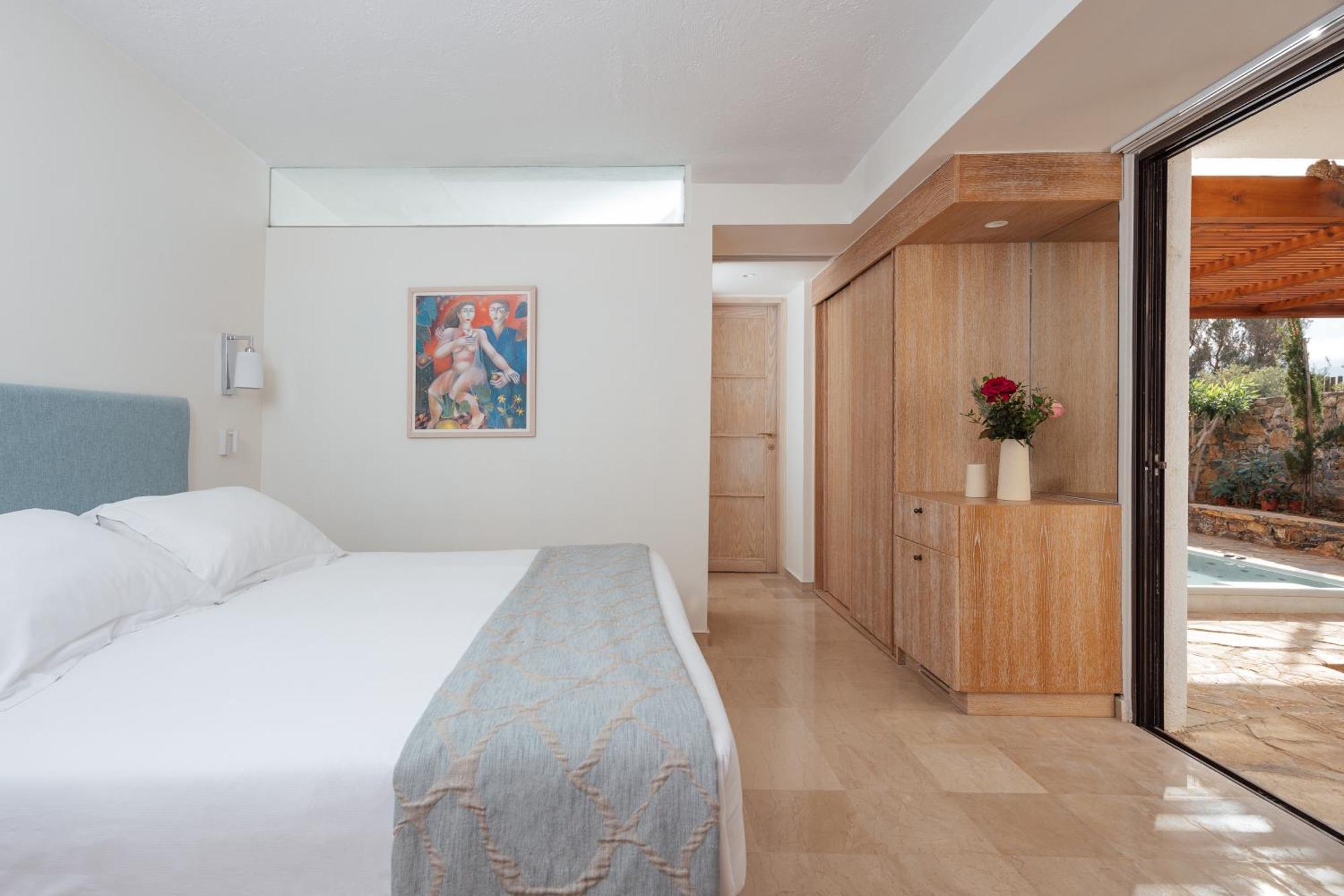 St. Nicolas Bay Resort Hotel & Villas Agios Nikolaos  Exterior photo
