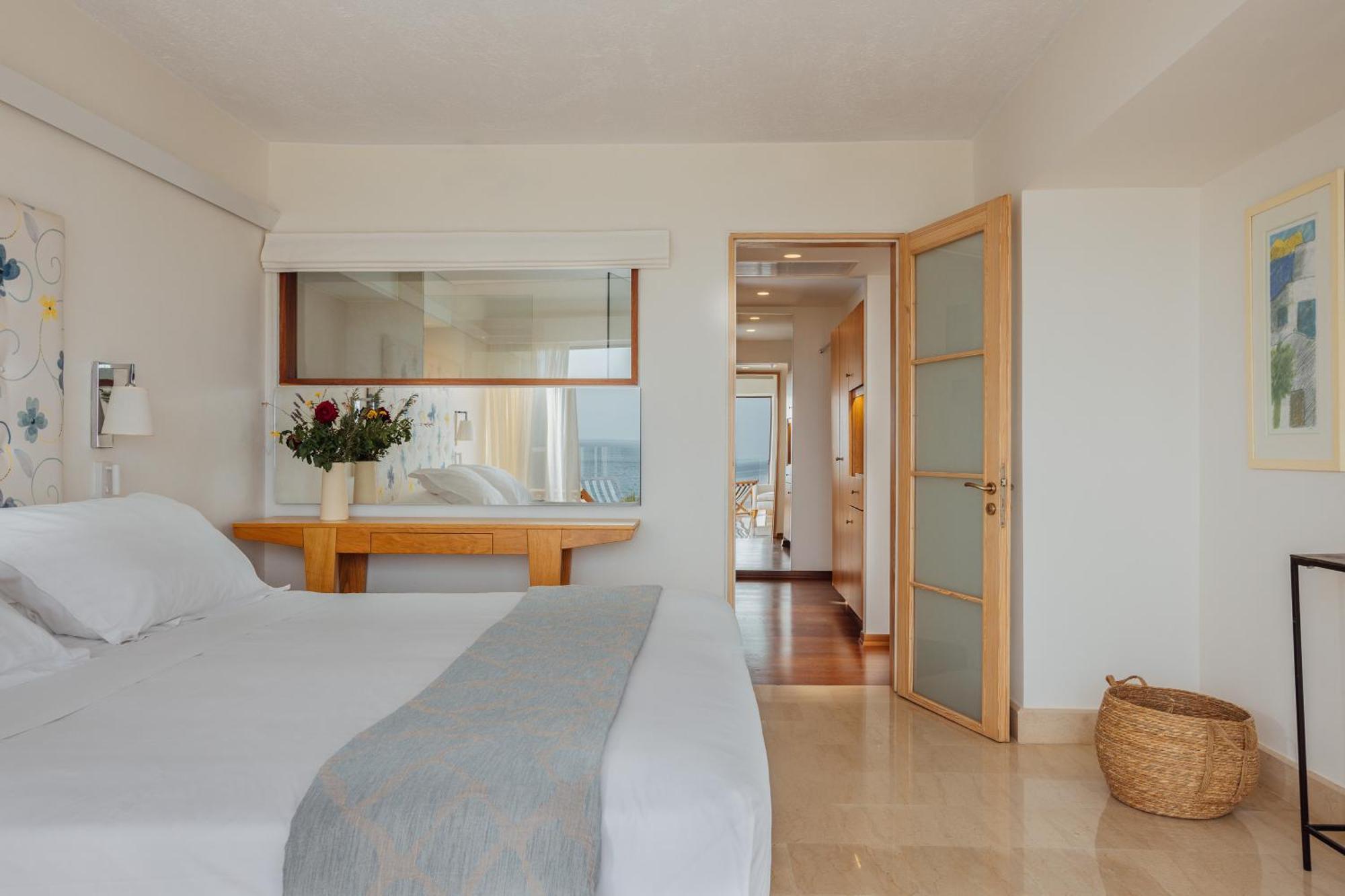 St. Nicolas Bay Resort Hotel & Villas Agios Nikolaos  Exterior photo